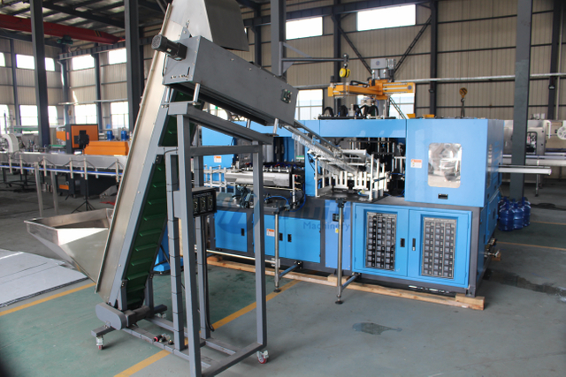 Полностью автоматическая высокоскоростная выдувная машина