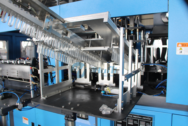 Полностью автоматическая машина для выдувного формования ПЭТ с 6 полостями